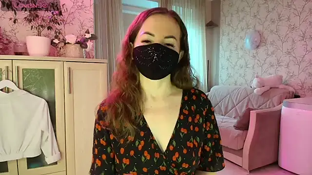 Snapshot of MilfeaN chatting on 04/11/26, 10:30 MilfeaN online show from 04/11/26, 10:30