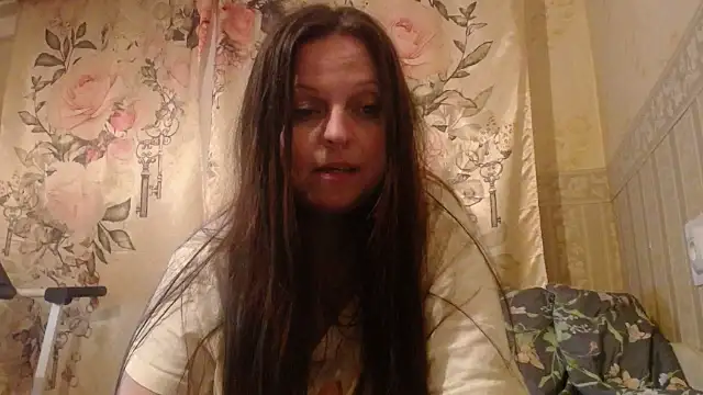 Snapshot of CatMelissa chatting on 04/19/26, 09:39 CatMelissa online show from 04/19/26, 09:39