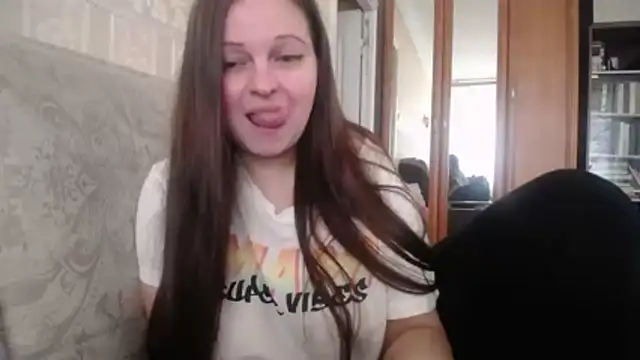Snapshot of CatMelissa chatting on 04/29/26, 09:57 CatMelissa online show from 04/29/26, 09:57