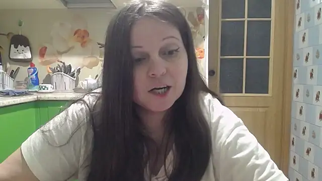 Snapshot of CatMelissa chatting on 05/03/26, 09:32 CatMelissa online show from 05/03/26, 09:32