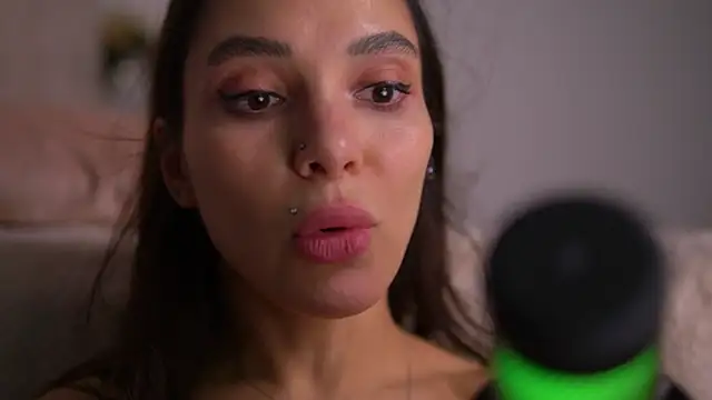 Snapshot of Mila_May_ chatting on 01/23/25, 06:28 Mila May online show from 01/23/25, 06:28