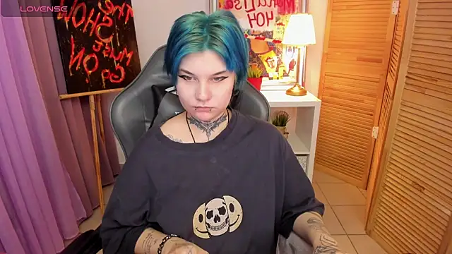 Snapshot of mekurisu chatting on 02/07/25, 06:14 mekurisu online show from 02/07/25, 06:14