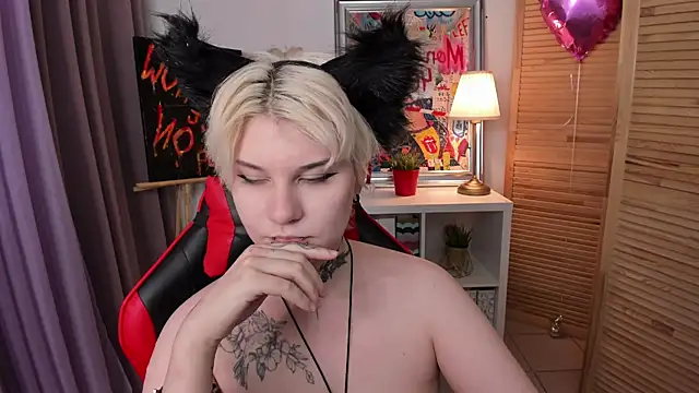 Snapshot of mekurisu chatting on 03/23/25, 07:31 mekurisu online show from 03/23/25, 07:31