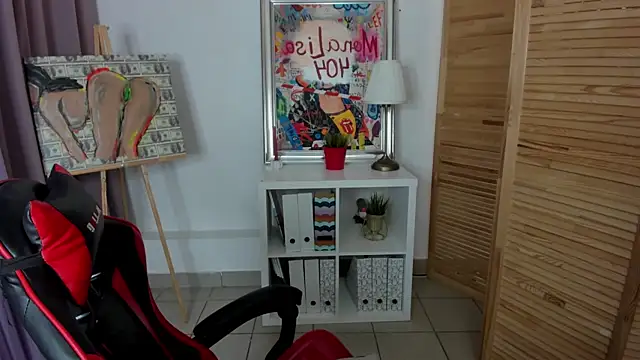 Snapshot of mekurisu chatting on 10/15/25, 01:28 mekurisu online show from 10/15/25, 01:28