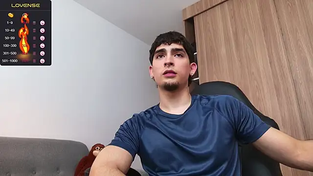 Snapshot of zenn_rush1 chatting on 12/05/24, 07:06 zenn rush1 online show from 12/05/24, 07:06