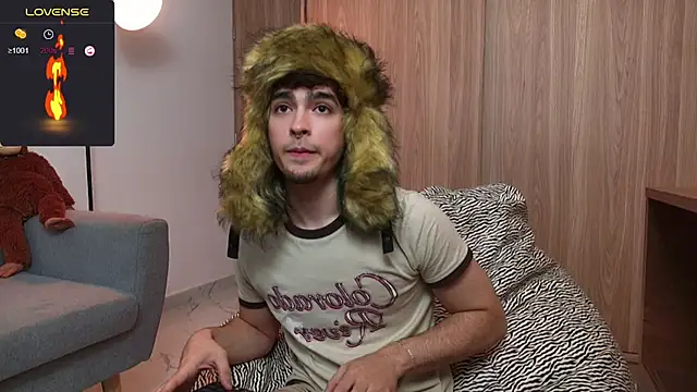 Snapshot of zenn_rush1 chatting on 01/03/25, 01:03 zenn rush1 online show from 01/03/25, 01:03