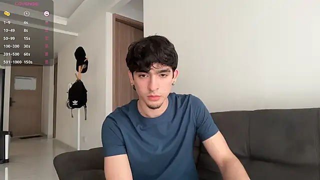 Snapshot of zenn_rush1 chatting on 09/17/25, 01:57 zenn rush1 online show from 09/17/25, 01:57