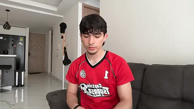 Snapshot of zenn_rush1 chatting on 11/02/25, 03:03 zenn rush1 online show from 11/02/25, 03:03