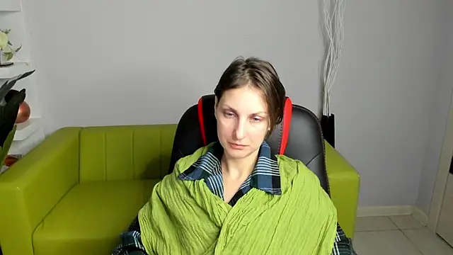 Snapshot of AuroraScript chatting on 01/11/25, 07:16 AuroraScript online show from 01/11/25, 07:16