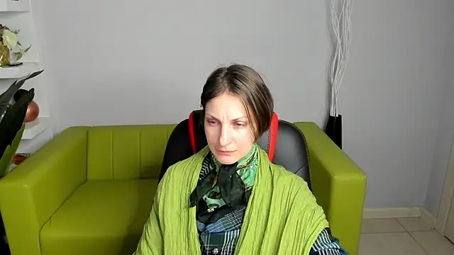 Snapshot of AuroraScript chatting on 01/11/25, 11:13 AuroraScript online show from 01/11/25, 11:13