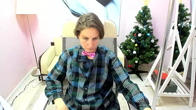 Snapshot of AuroraScript chatting on 01/15/25, 03:07 AuroraScript online show from 01/15/25, 03:07