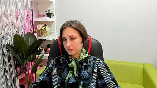 Snapshot of AuroraScript chatting on 01/29/25, 03:26 AuroraScript online show from 01/29/25, 03:26