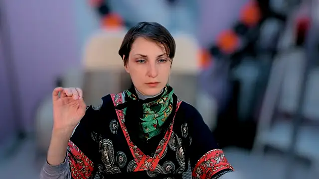 Snapshot of AuroraScript chatting on 10/23/25, 10:25 AuroraScript online show from 10/23/25, 10:25