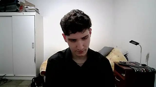 Snapshot of Spicylemon01 chatting on 06/01/26, 02:35 Spicylemon01 online show from 06/01/26, 02:35