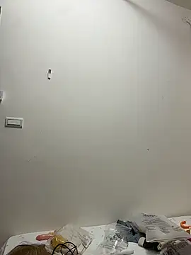 Snapshot of wt0314 chatting on 12/05/25, 01:42 wt0314 online show from 12/05/25, 01:42