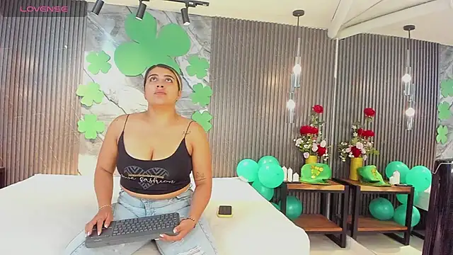 julietha taylor online show from 03/18/26, 01:20