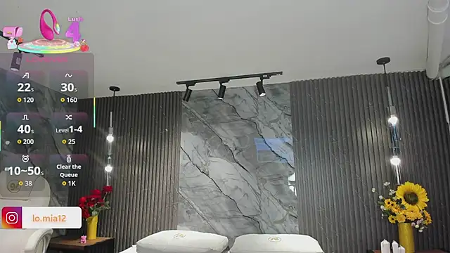 Snapshot of julietha_taylor chatting on 05/07/26, 12:27 julietha taylor online show from 05/07/26, 12:27