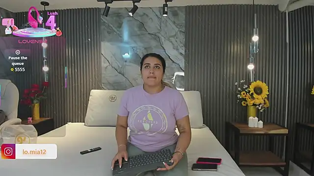 Snapshot of julietha_taylor chatting on 05/15/26, 12:39 julietha taylor online show from 05/15/26, 12:39