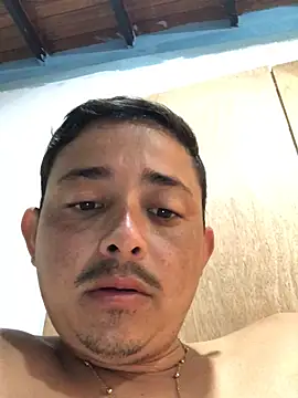 isacalejandroo online show from 01/18/25, 04:31