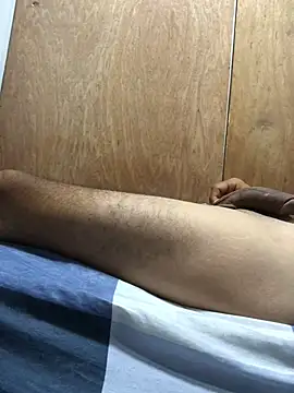 isacalejandroo online show from 01/28/25, 05:32