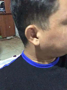 isacalejandroo online show from 03/01/25, 01:43