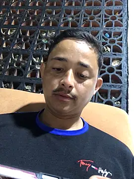 isacalejandroo online show from 03/01/25, 04:47