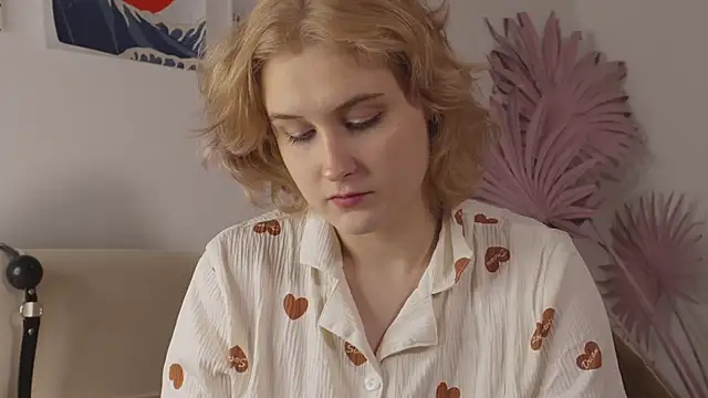 tiffannyjons online show from 03/12/25, 05:07