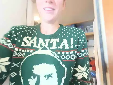 Snapshot of MissSwitch chatting on 12/02/24, 06:21 MissSwitch online show from 12/02/24, 06:21