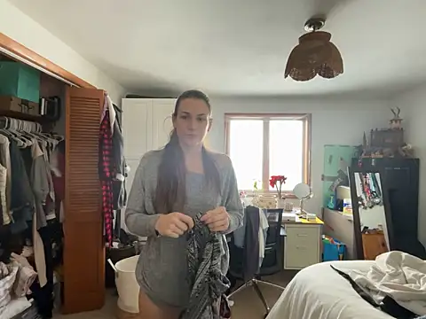 Snapshot of MissSwitch chatting on 02/01/25, 02:34 MissSwitch online show from 02/01/25, 02:34