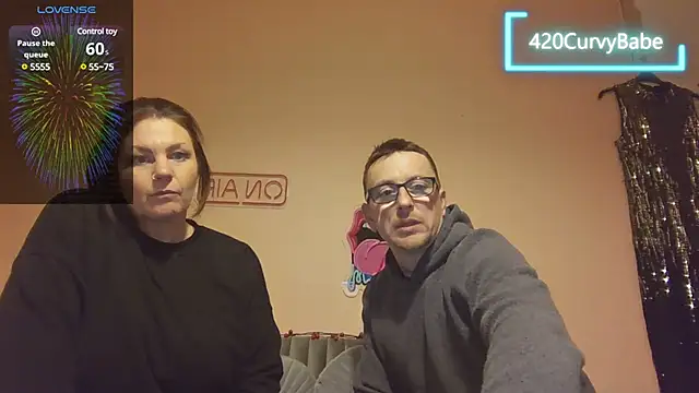 Snapshot of 420Curvybabe chatting on 01/06/25, 07:13 420Curvybabe online show from 01/06/25, 07:13