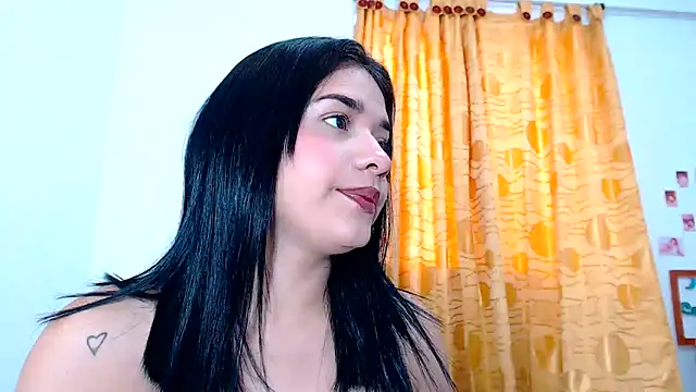 SaraBlosson online show from 02/04/25, 10:13