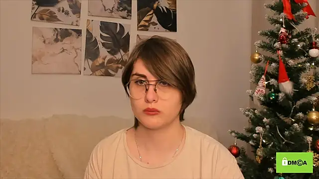 Snapshot of Funny_bunnyy chatting on 12/27/24, 02:47 Funny bunnyy online show from 12/27/24, 02:47