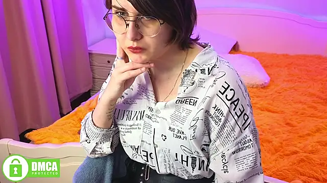 Snapshot of Funny_bunnyy chatting on 01/16/25, 03:23 Funny bunnyy online show from 01/16/25, 03:23