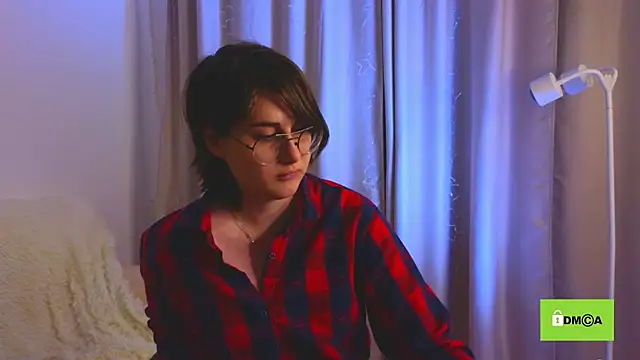 Snapshot of Funny_bunnyy chatting on 02/03/25, 01:09 Funny bunnyy online show from 02/03/25, 01:09