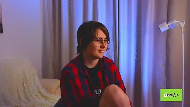 Snapshot of Funny_bunnyy chatting on 02/03/25, 04:14 Funny bunnyy online show from 02/03/25, 04:14