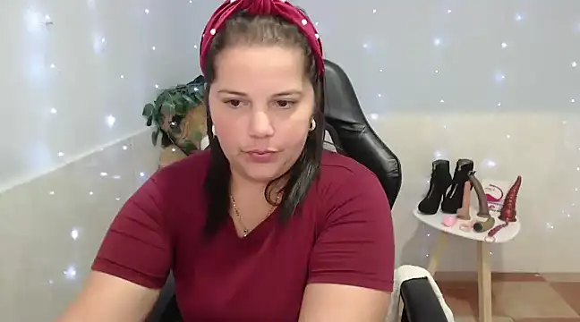 kiara scottt online show from 01/04/25, 04:55