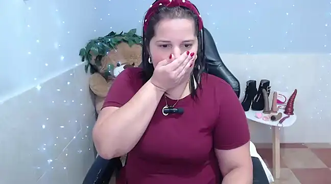 kiara scottt online show from 01/04/25, 07:55