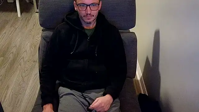 Snapshot of SingleDaddy801 chatting on 01/30/25, 03:00 SingleDaddy801 online show from 01/30/25, 03:00