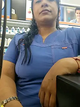 Snapshot of Alexahottxx chatting on 02/20/25, 05:29 Alexahottxx online show from 02/20/25, 05:29