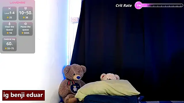 Snapshot of benji_hoter chatting on 03/26/26, 05:29 benji hoter online show from 03/26/26, 05:29