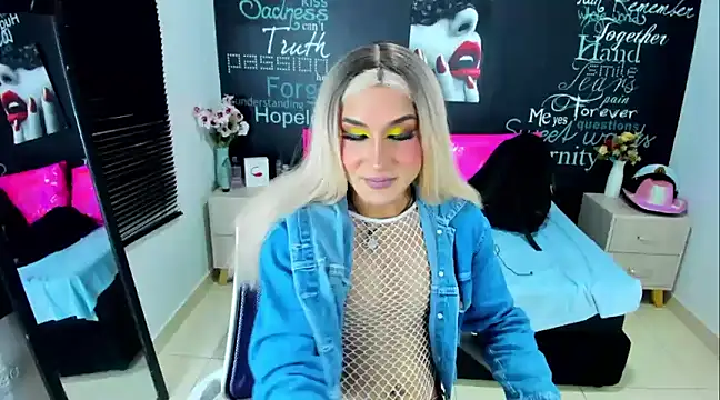 Snapshot of DarianaGia chatting on 12/04/24, 08:12 DarianaGia online show from 12/04/24, 08:12