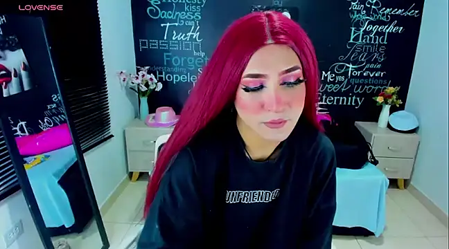 Snapshot of DarianaGia chatting on 12/08/24, 06:11 DarianaGia online show from 12/08/24, 06:11