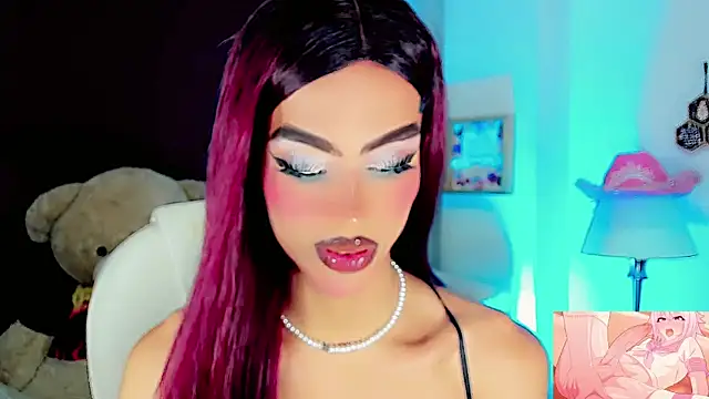 Snapshot of dollswit01 chatting on 03/19/25, 01:54 dollswit01 online show from 03/19/25, 01:54