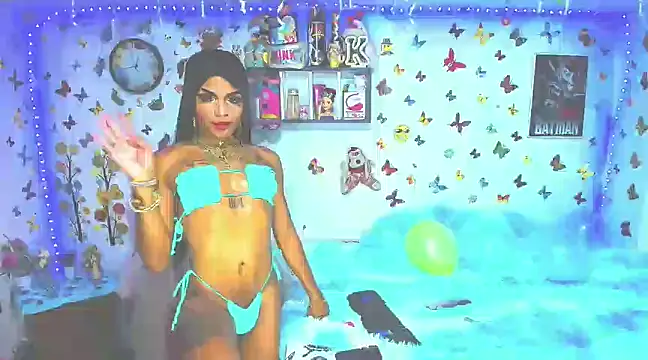 Snapshot of marianaoficial249701 chatting on 03/14/25, 08:06 marianaoficial249701 online show from 03/14/25, 08:06