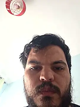 Snapshot of Chneor28 chatting on 01/17/26, 09:25 Chneor28 online show from 01/17/26, 09:25