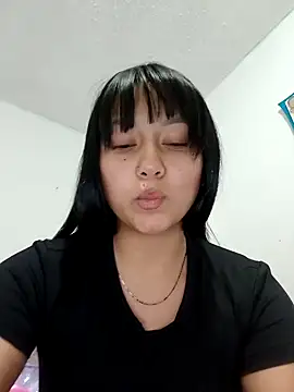 Snapshot of Dulce_yul chatting on 01/31/25, 04:03 Dulce yul online show from 01/31/25, 04:03