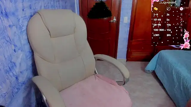 Maavca  online show from 12/18/25, 07:53