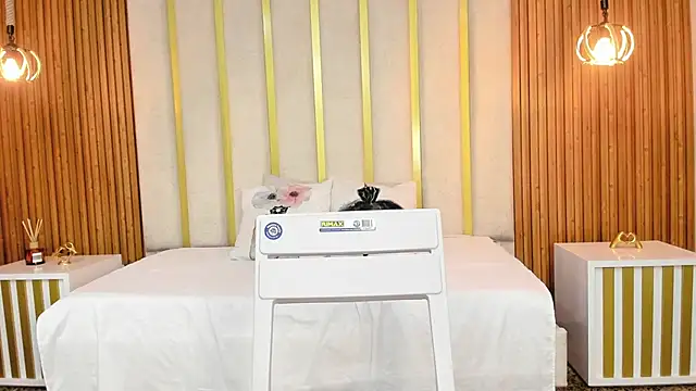 love mommy online show from 02/21/25, 02:17