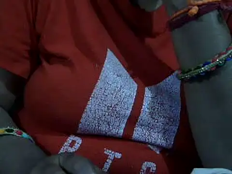 Snapshot of CUET-INDIA chatting on 01/10/25, 04:01 CUET-INDIA online show from 01/10/25, 04:01