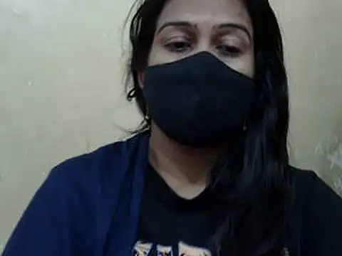 Snapshot of CUET-INDIA chatting on 01/19/25, 07:46 CUET-INDIA online show from 01/19/25, 07:46